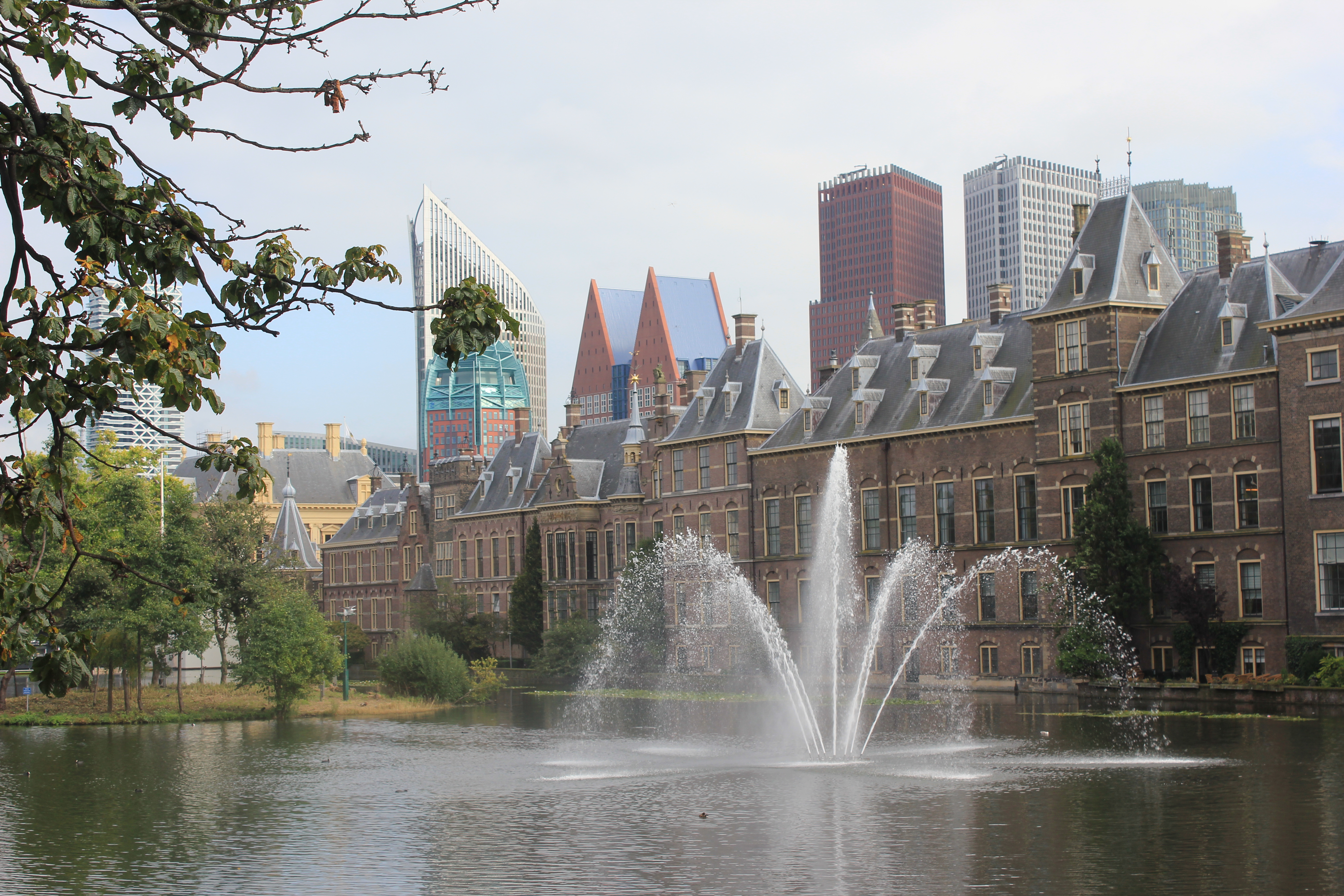 Binnenhof + Hofvijer in The Hague (The Netherlands) | PR Guided Tours & Events